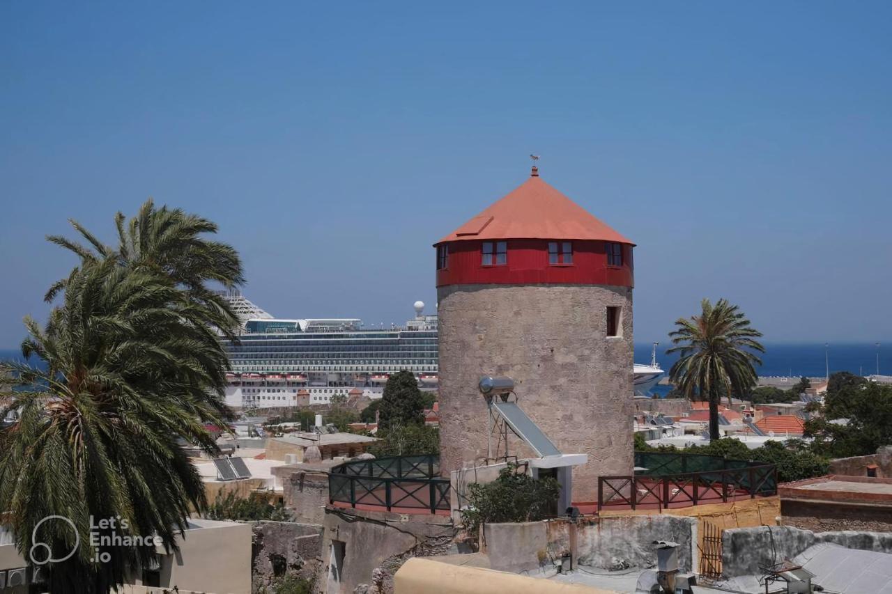 A Medieval Windmill Tower With Magnificent View Rhodes City Exteriér fotografie